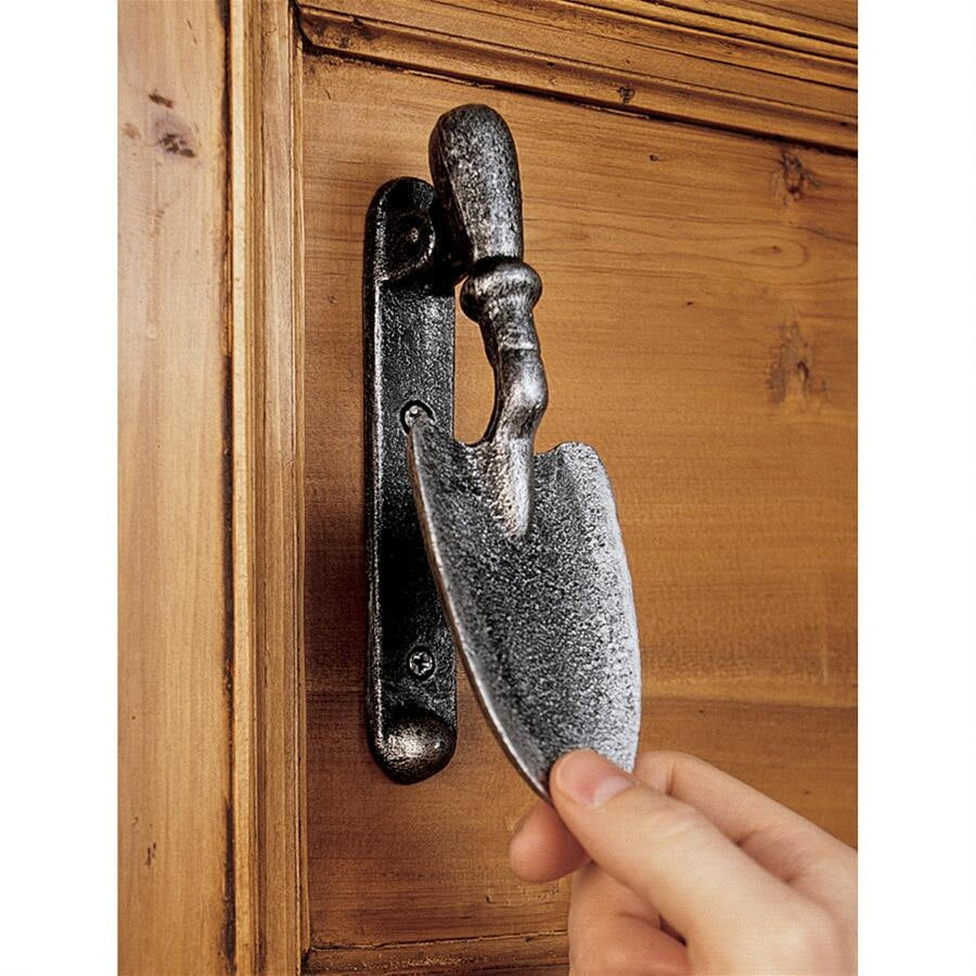 Gardening Spade Iron Door Knocker